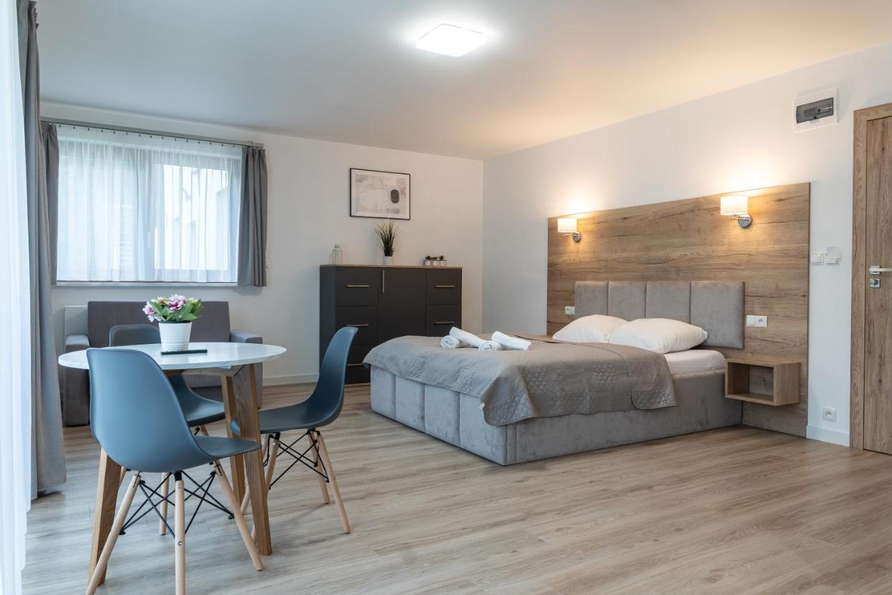 Aspen Apartament *